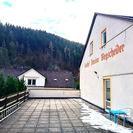 Zemlinski